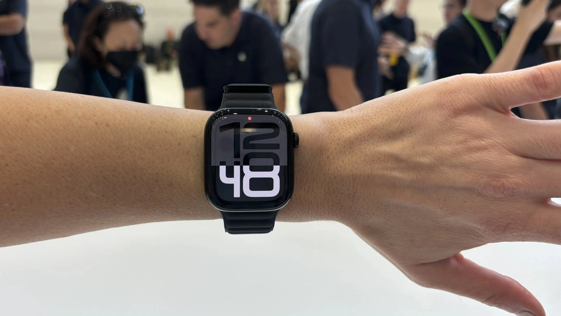 Series 10 ( With Apple Logo ) + Super Amoled Display ESHARAB